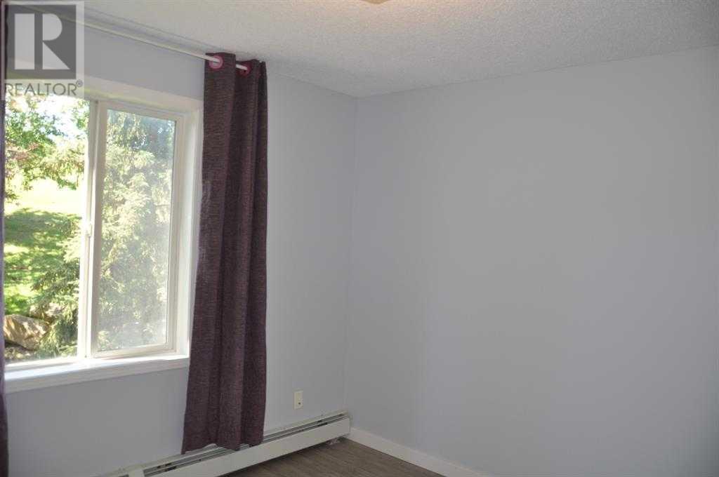 Single Family House for Sale in   Somervale Court SW Somerset Calgary 