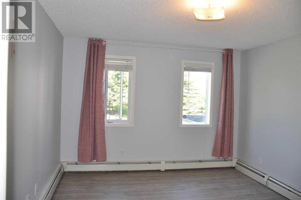 Single Family House for Sale in   Somervale Court SW Somerset Calgary 