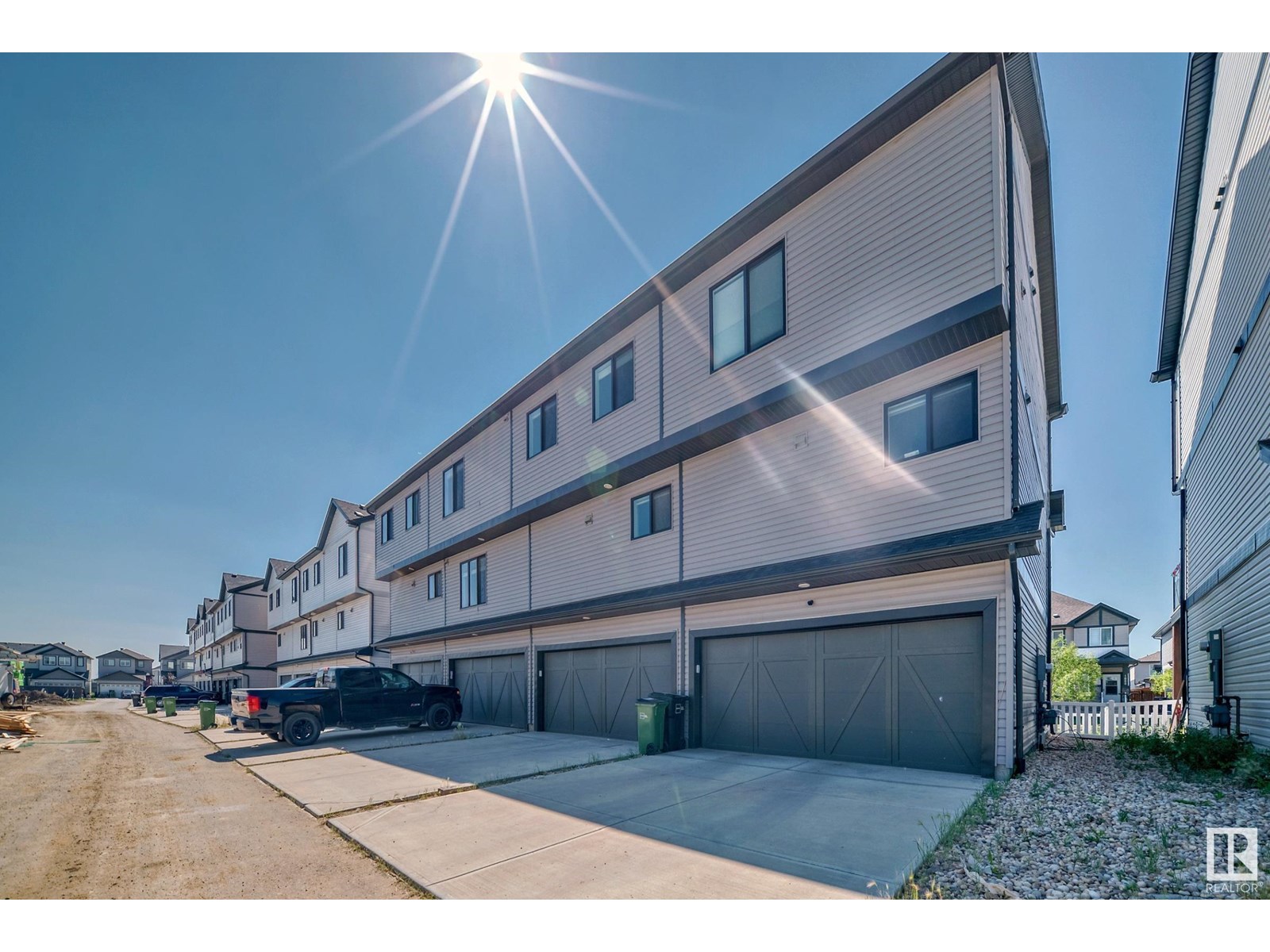 Photo 19 of 1077 Cy Becker Rd Nw, Edmonton AB