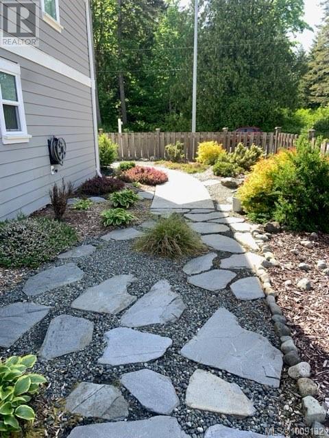 Photo 17 of 1308 Fielding Rd, Nanaimo BC