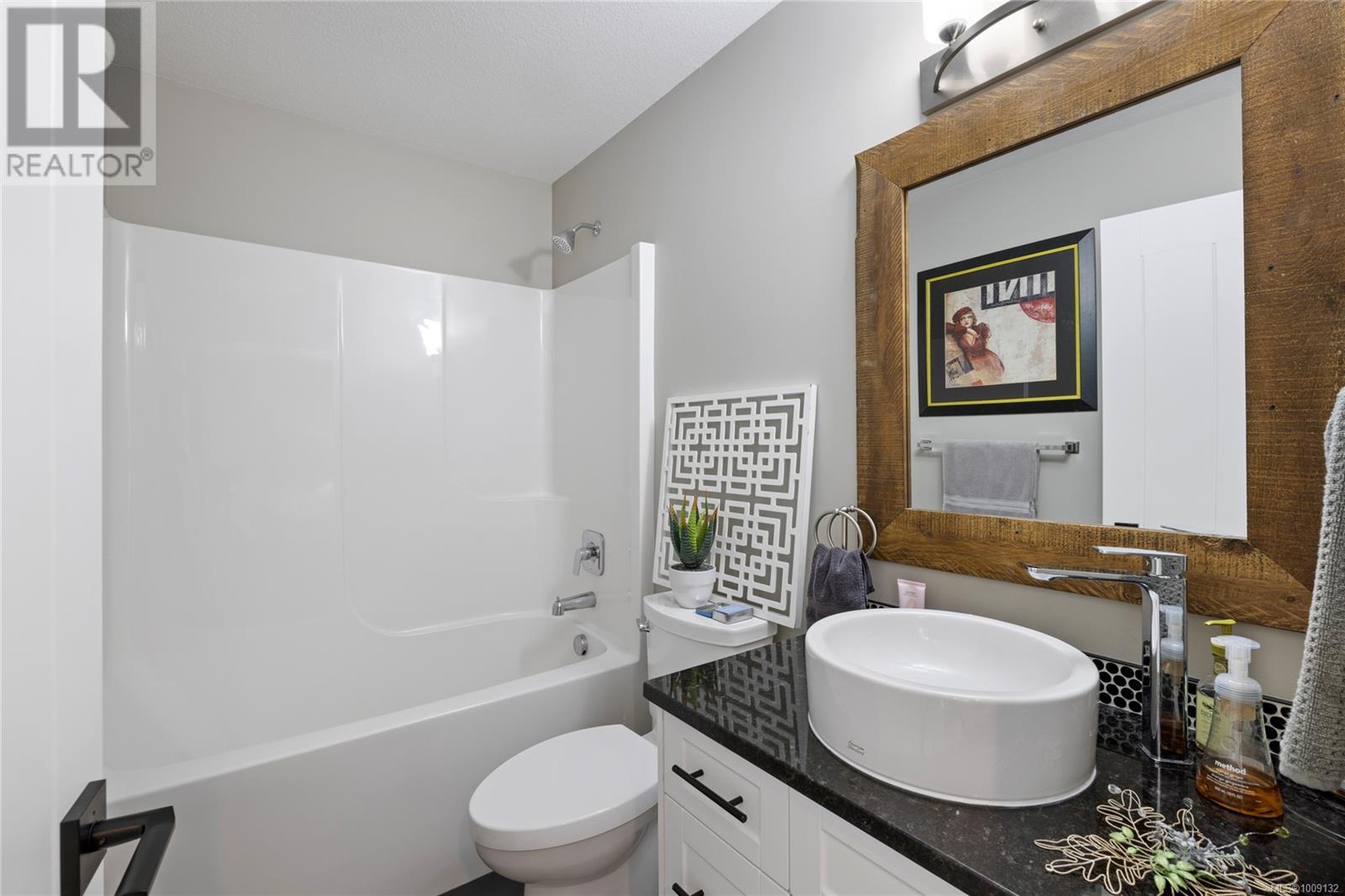 Photo 26 of 1308 Fielding Rd, Nanaimo BC