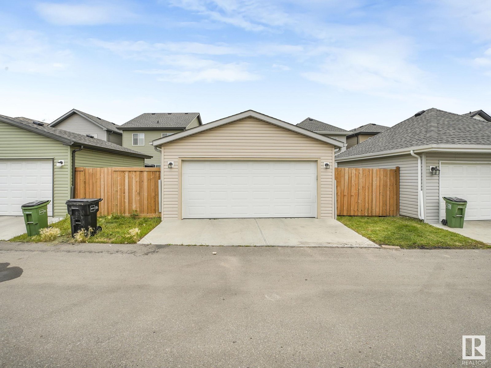 Photo 48 of 4684 175 Av Nw, Edmonton AB