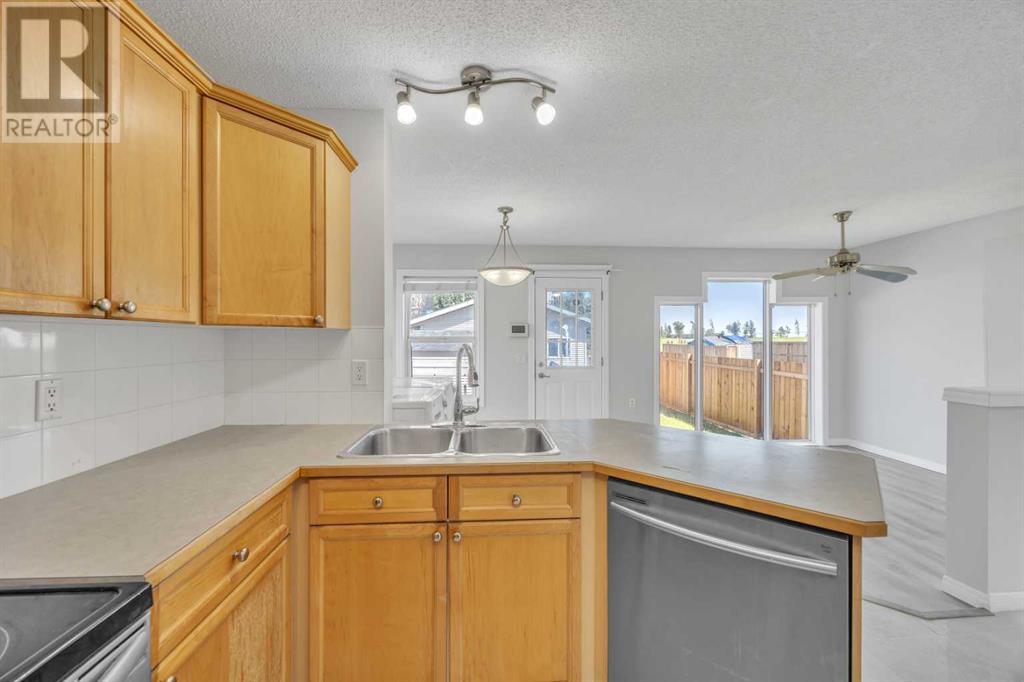Single Family House for Sale in  Tarington Place NE Taradale Calgary 