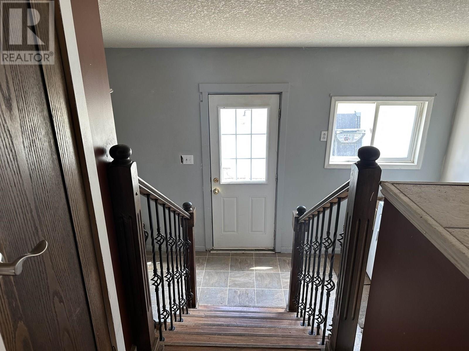 Photo 5 of 7183 253 Road, Fort St John BC
