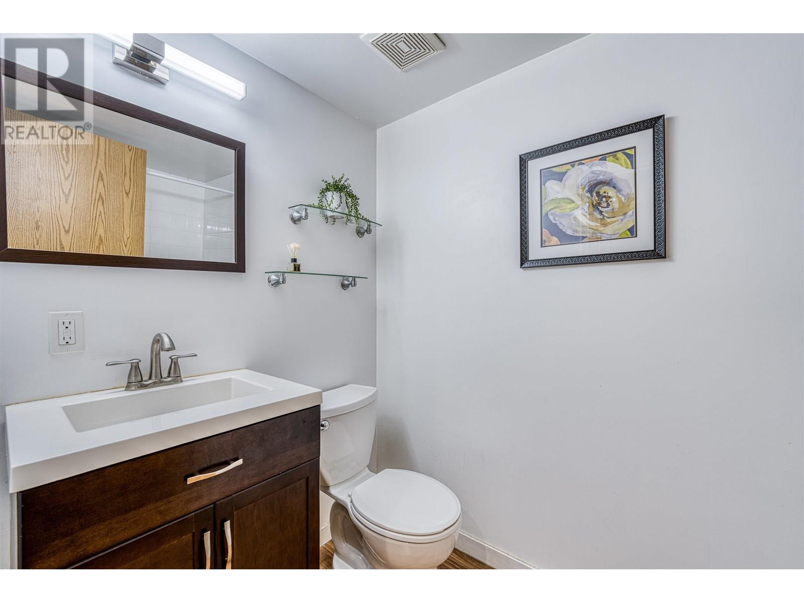 Photo 13 of 308 3688 Inverness Street, Vancouver BC