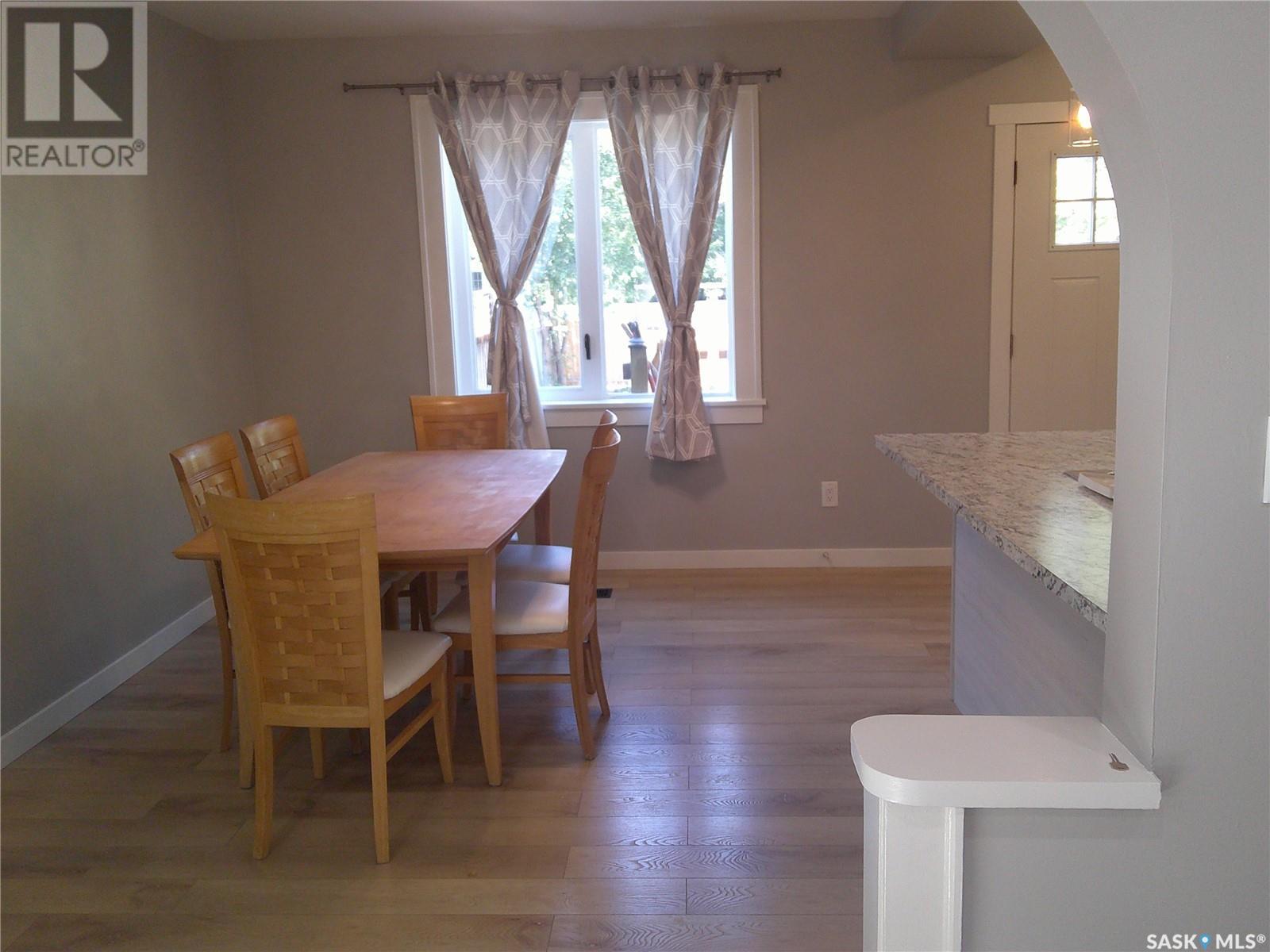 Photo 3 of 3726 Dewdney Avenue, Regina SK