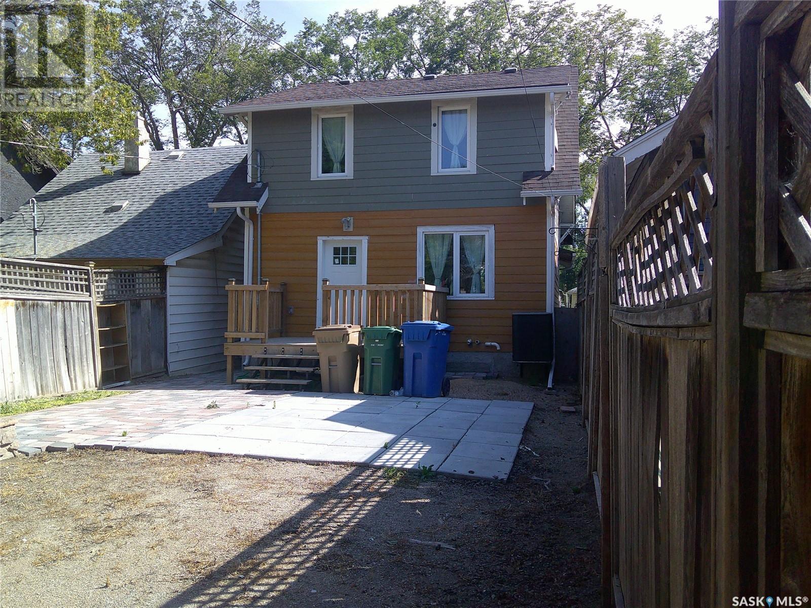 Photo 21 of 3726 Dewdney Avenue, Regina SK