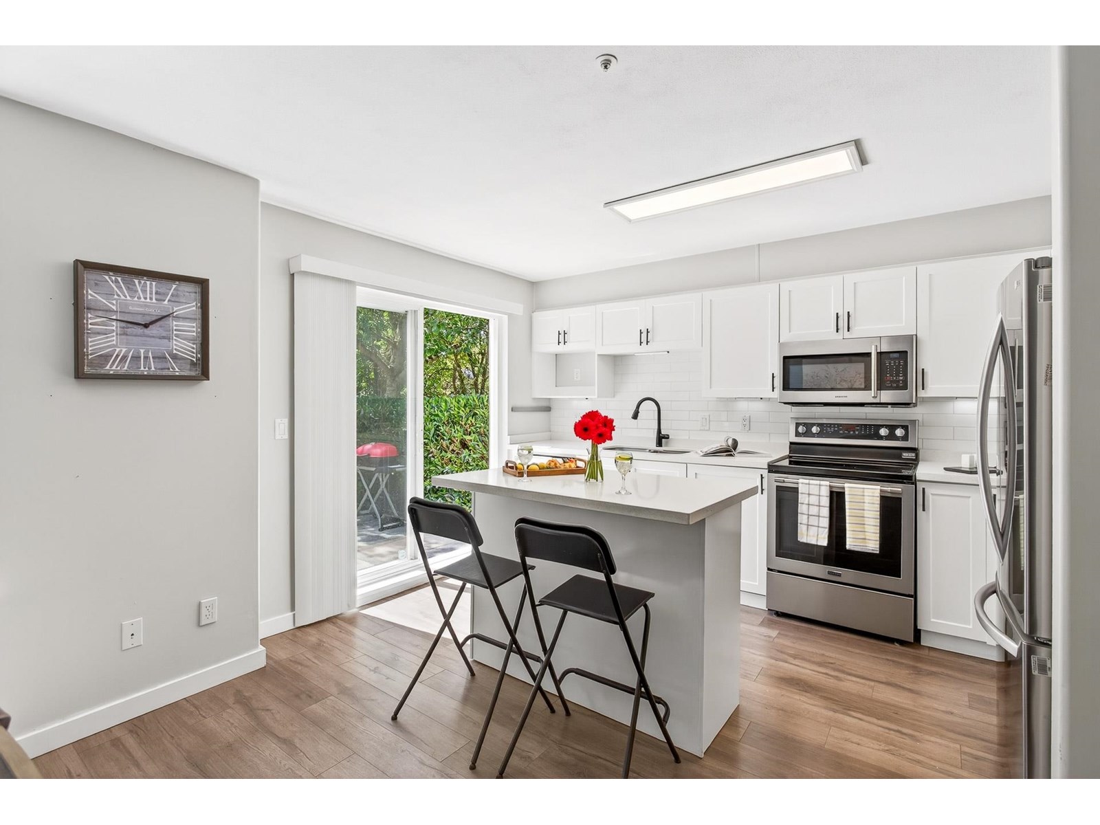 Photo 4 of 52 8890 Walnut Grove Drive, Langley BC