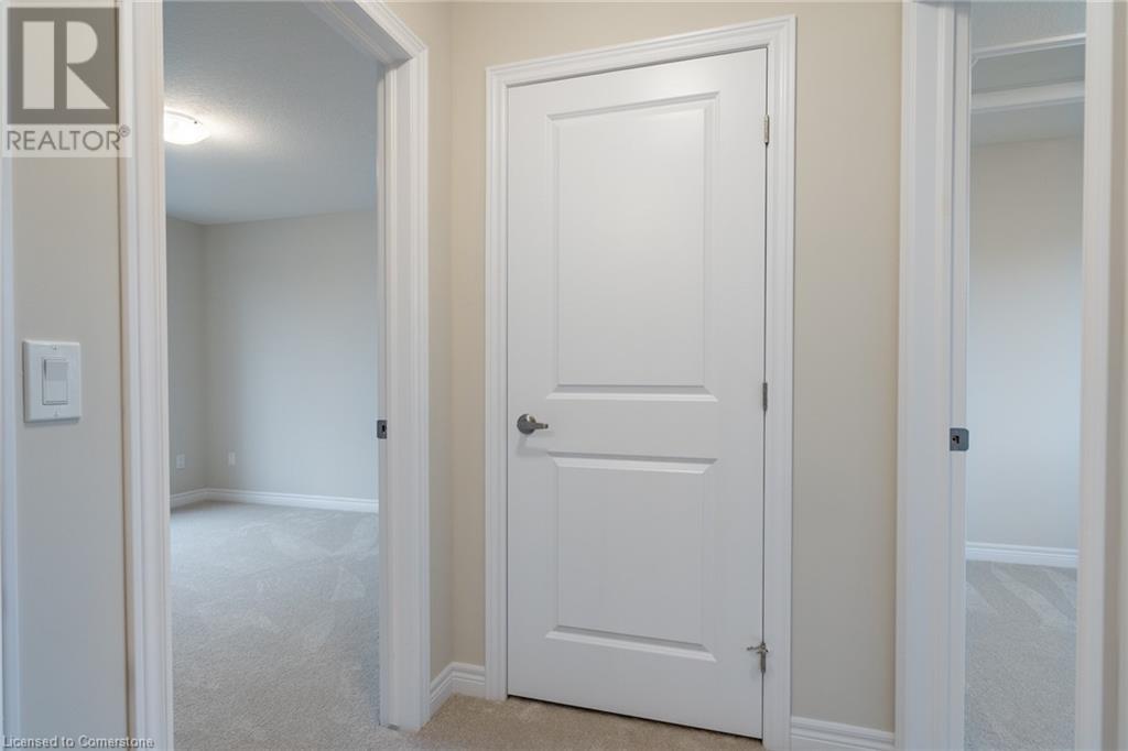 Photo 21 of 19 Picardy Drive Drive Unit 18, Hamilton ON