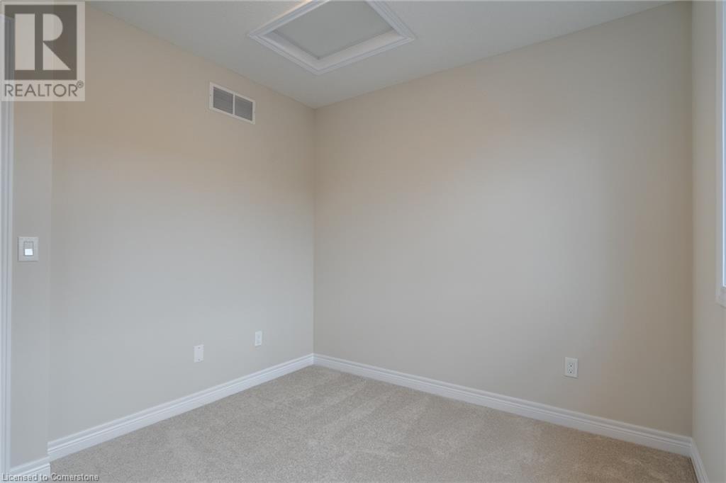 Photo 29 of 19 Picardy Drive Drive Unit 18, Hamilton ON