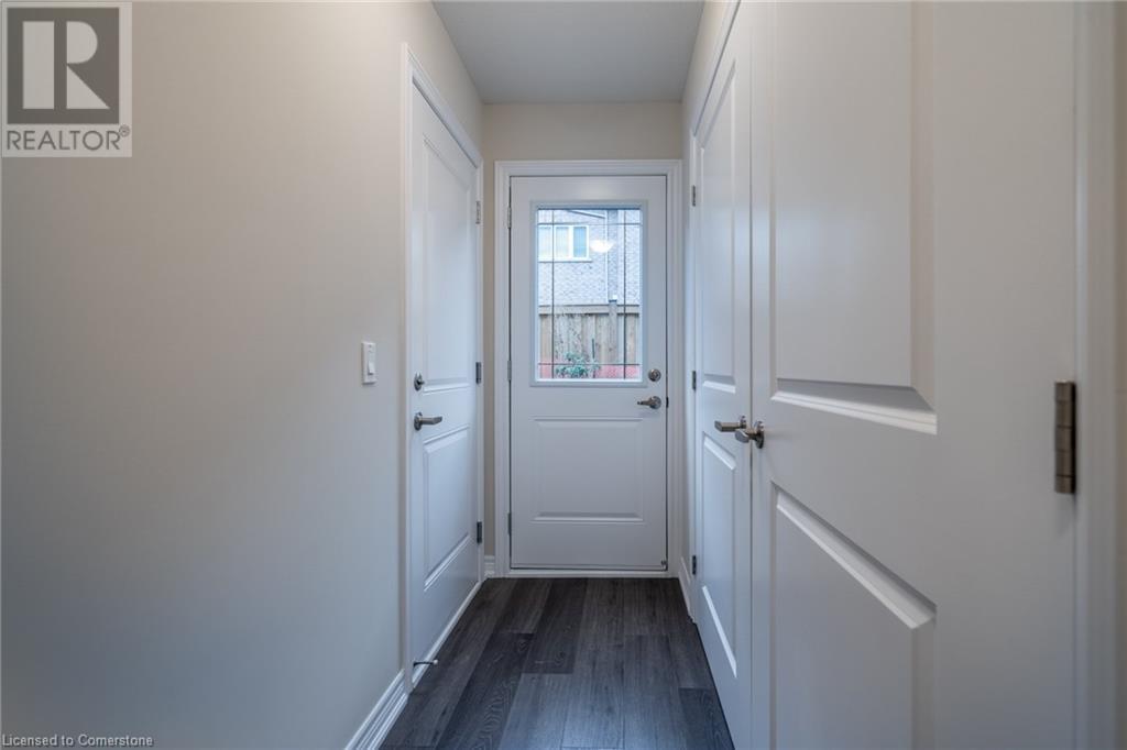 Photo 7 of 19 Picardy Drive Drive Unit 18, Hamilton ON