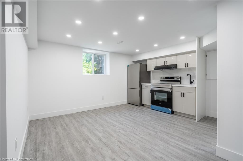 Photo 8 of 29 Northgate Drive Unit 2, Hamilton ON