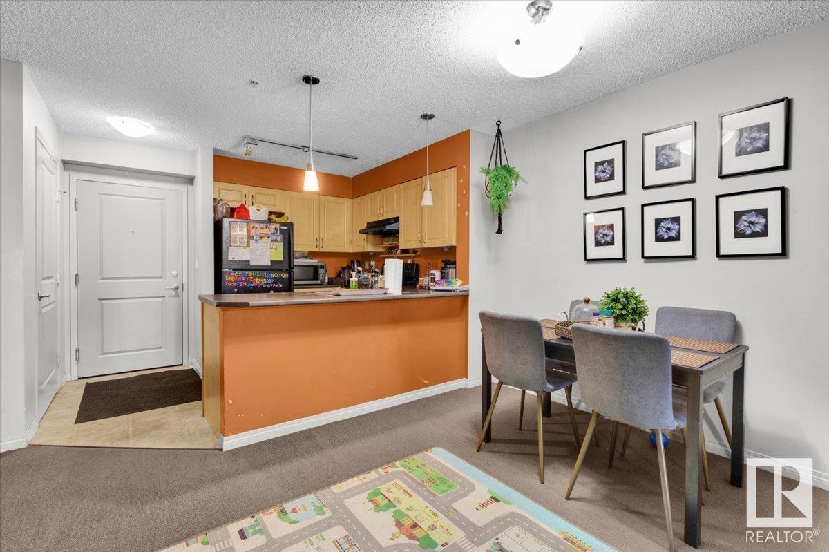 Photo 16 of 114 11453 Ellerslie Rd Sw, Edmonton AB