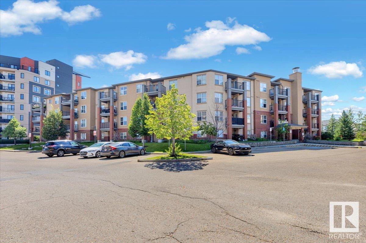Photo 4 of 114 11453 Ellerslie Rd Sw, Edmonton AB