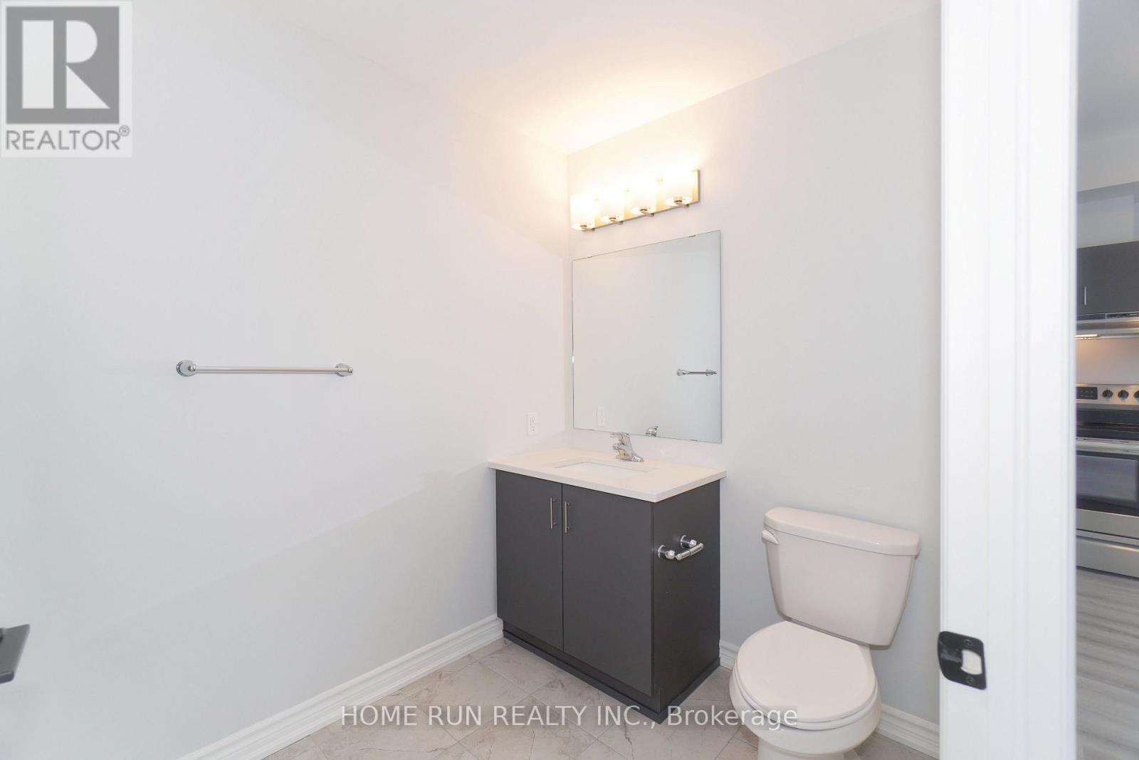 Photo 15 of 302 1350 Hemlock Road, Ottawa ON