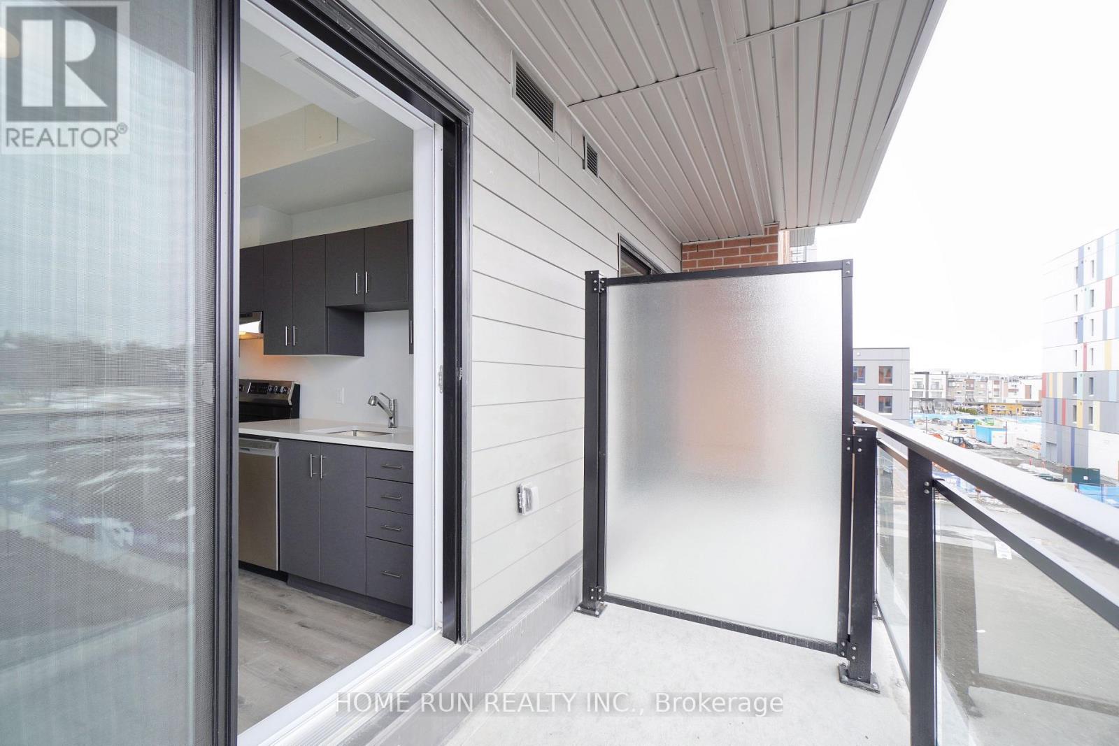 Photo 13 of 302 1350 Hemlock Road, Ottawa ON