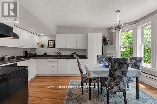 Photo 14 of 339 Chapel Street, Ottawa ON
