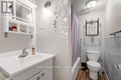 Photo 1 of 339 Chapel Street, Ottawa ON