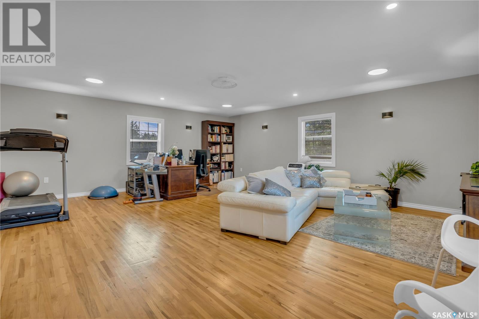 Photo 33 of 3120 Rae Street, Regina SK