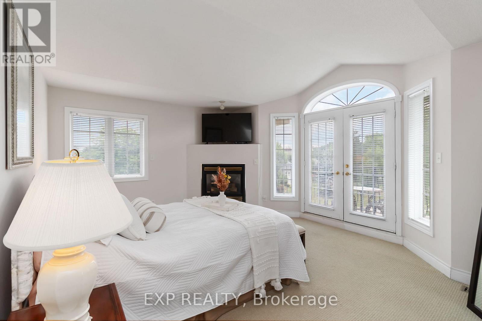 Photo 44 of 1401 Tamworth Court, Burlington ON