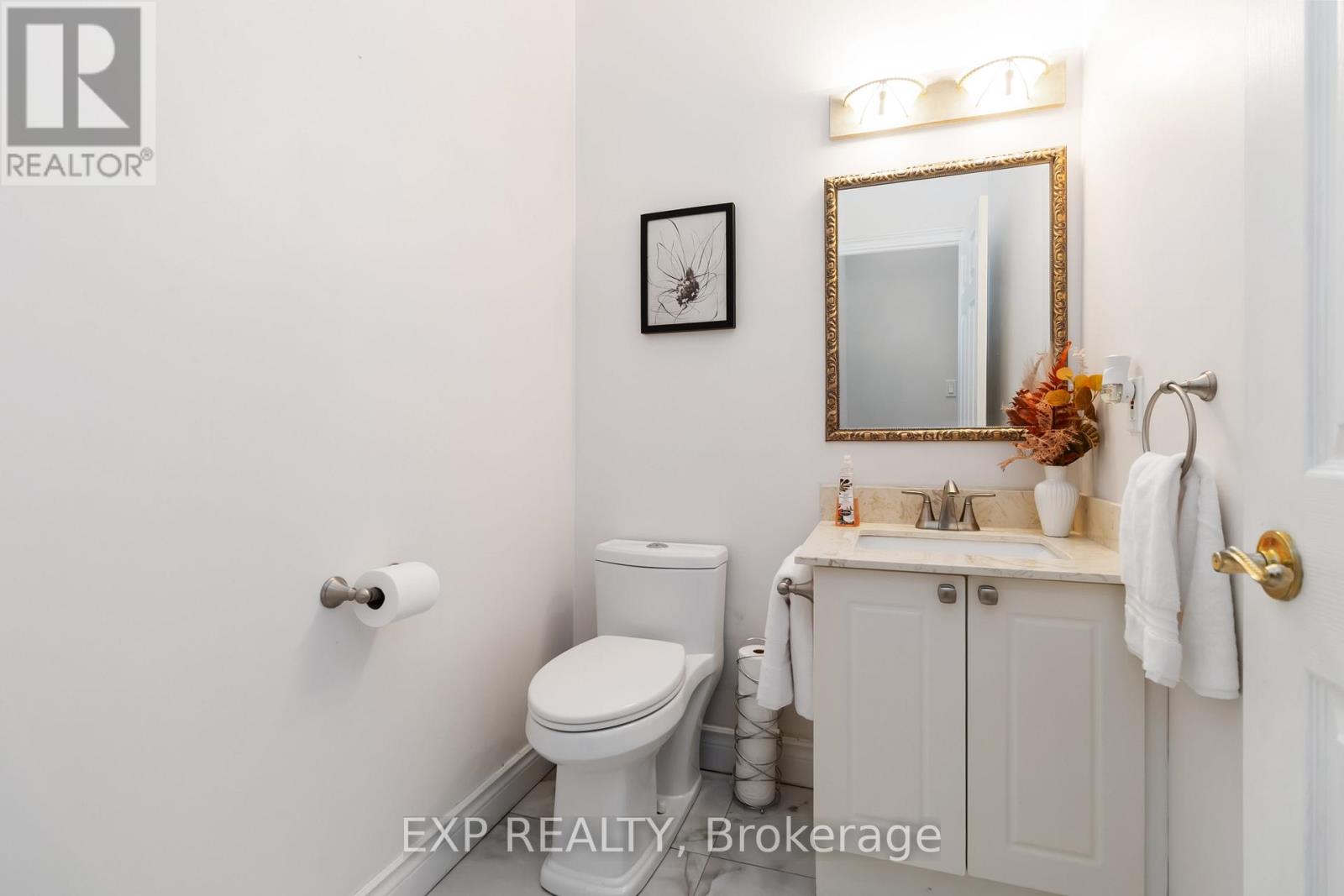Photo 28 of 1401 Tamworth Court, Burlington ON