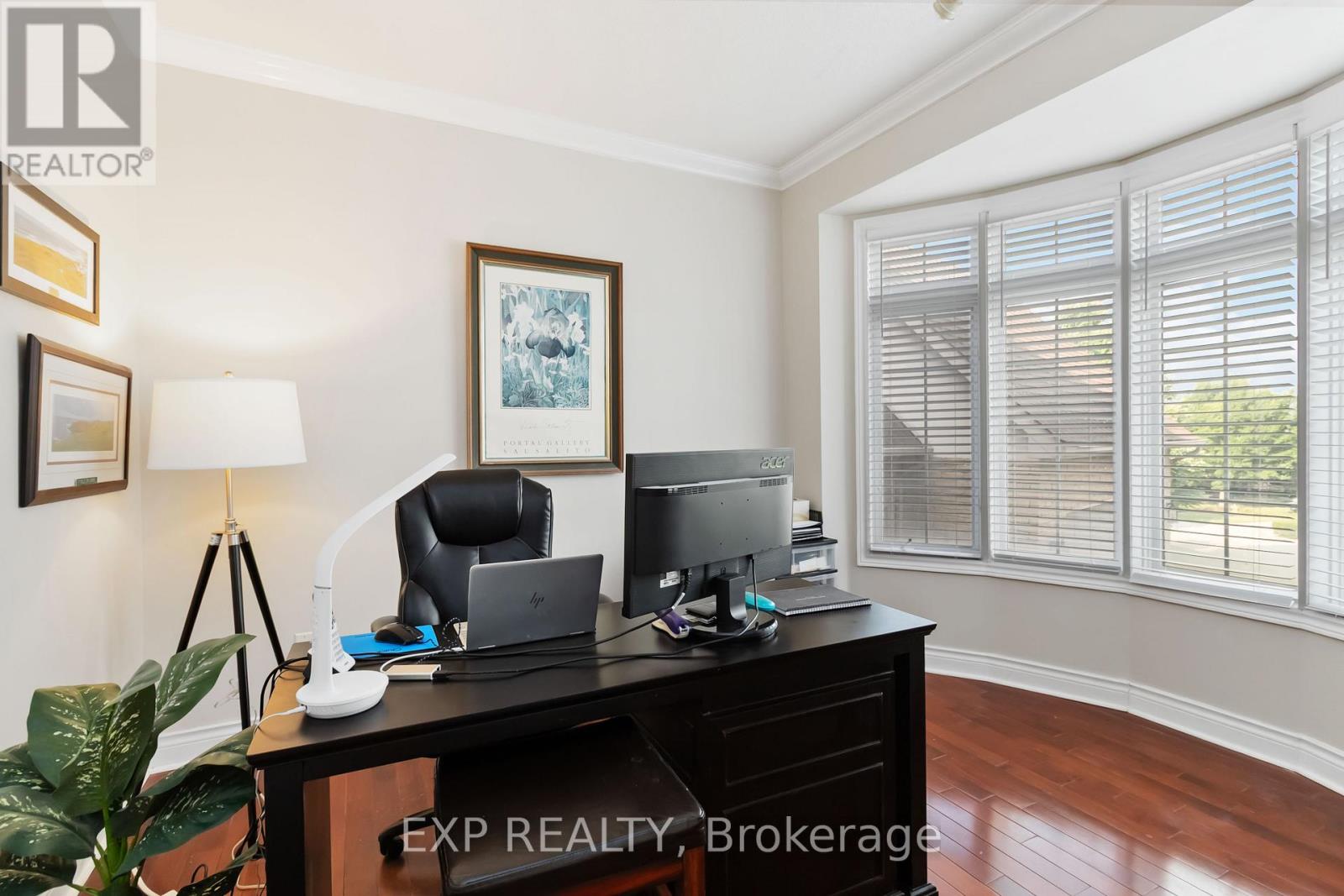 Photo 31 of 1401 Tamworth Court, Burlington ON