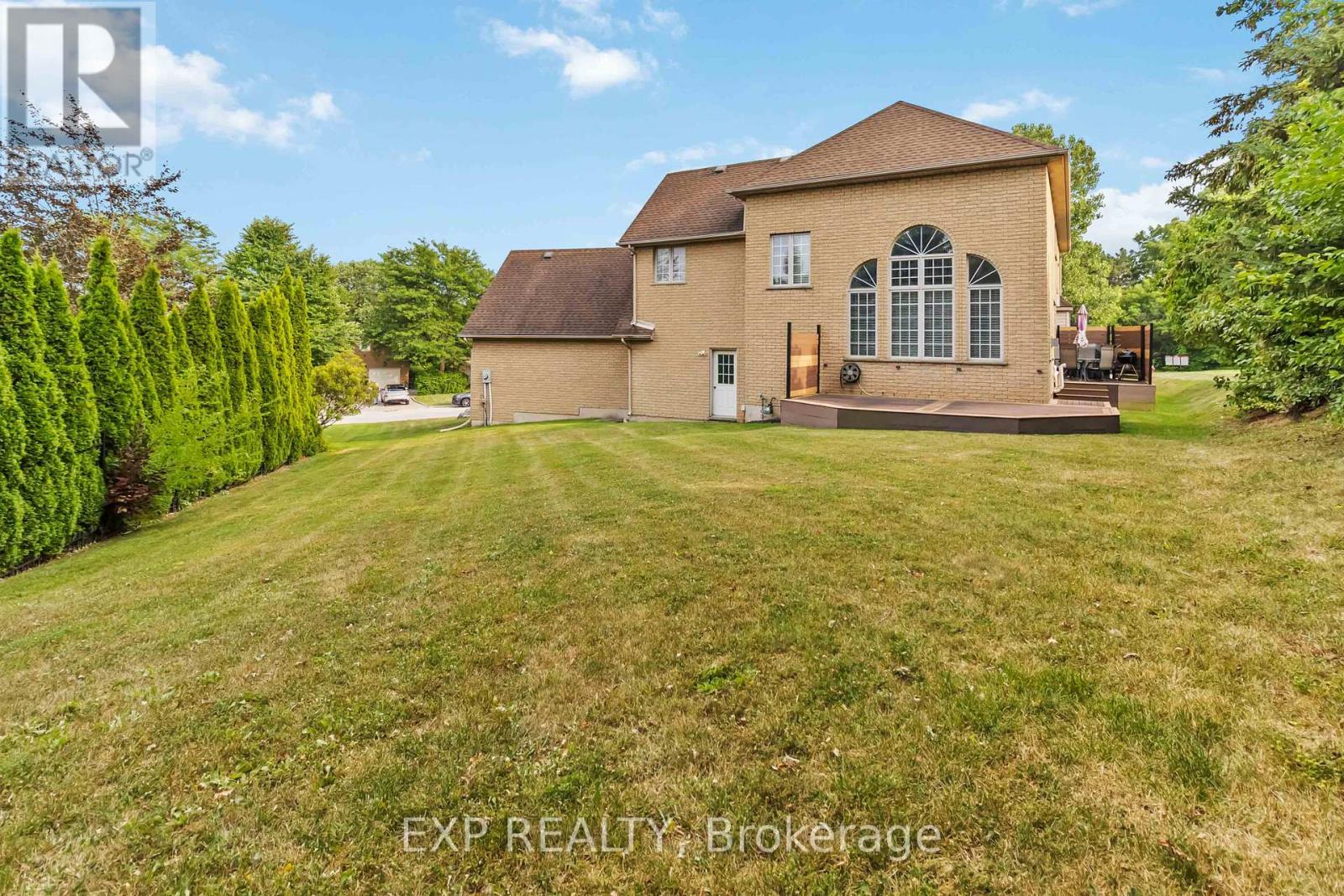 Photo 3 of 1401 Tamworth Court, Burlington ON