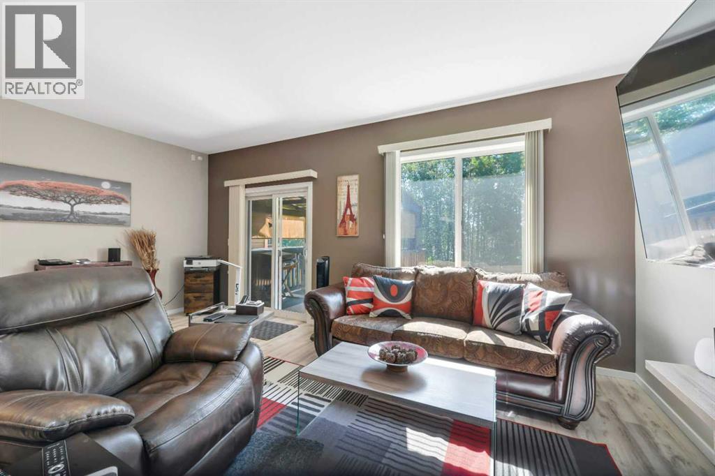 Photo 10 of 5 5301 Windward Place, Sylvan Lake AB
