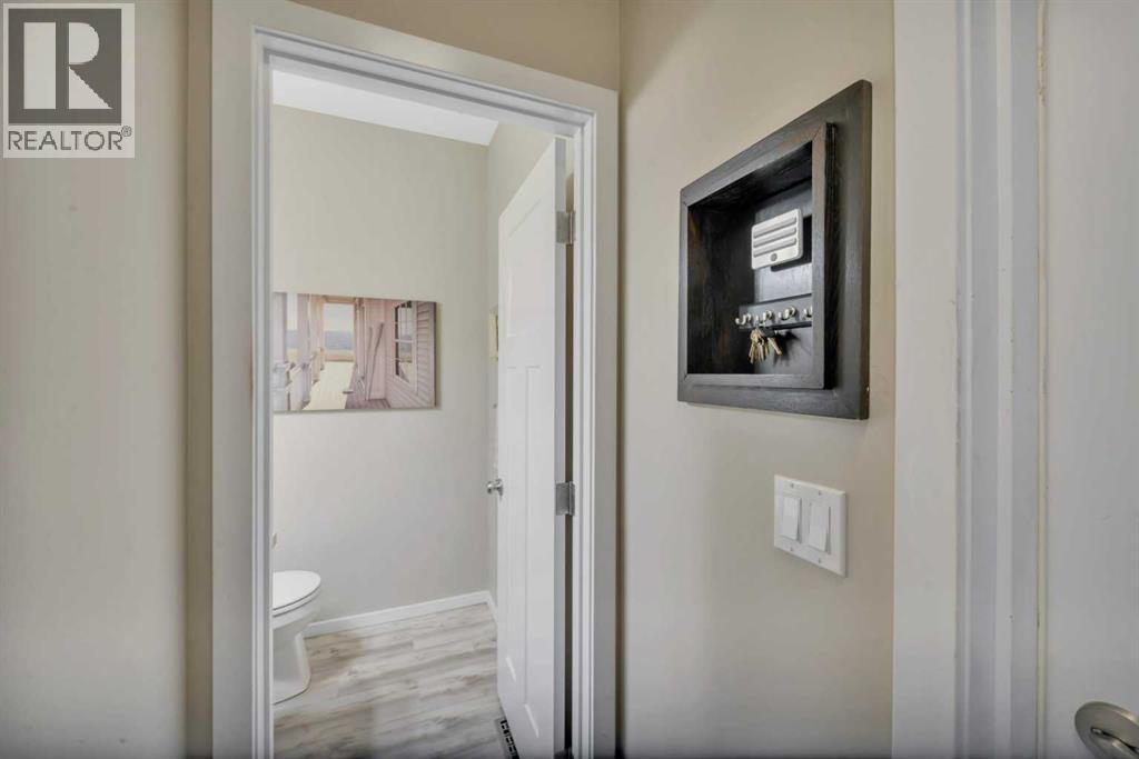 Photo 37 of 5 5301 Windward Place, Sylvan Lake AB