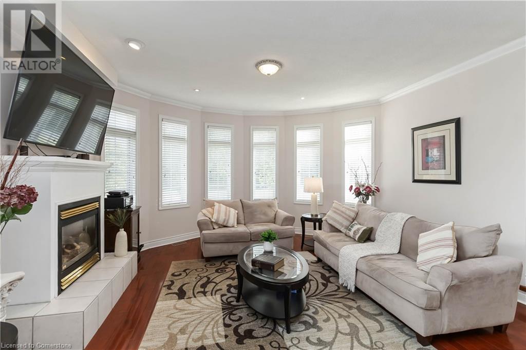 Photo 18 of 1401 Tamworth Court, Burlington ON