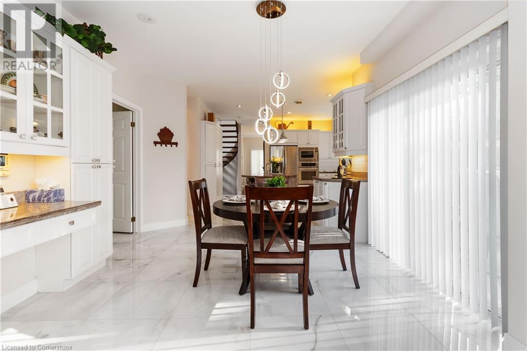Photo 19 of 1401 Tamworth Court, Burlington ON