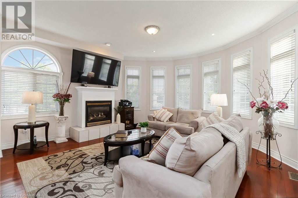 Photo 17 of 1401 Tamworth Court, Burlington ON