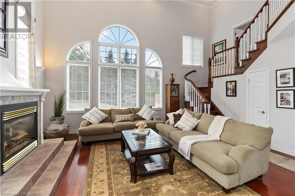 Photo 15 of 1401 Tamworth Court, Burlington ON
