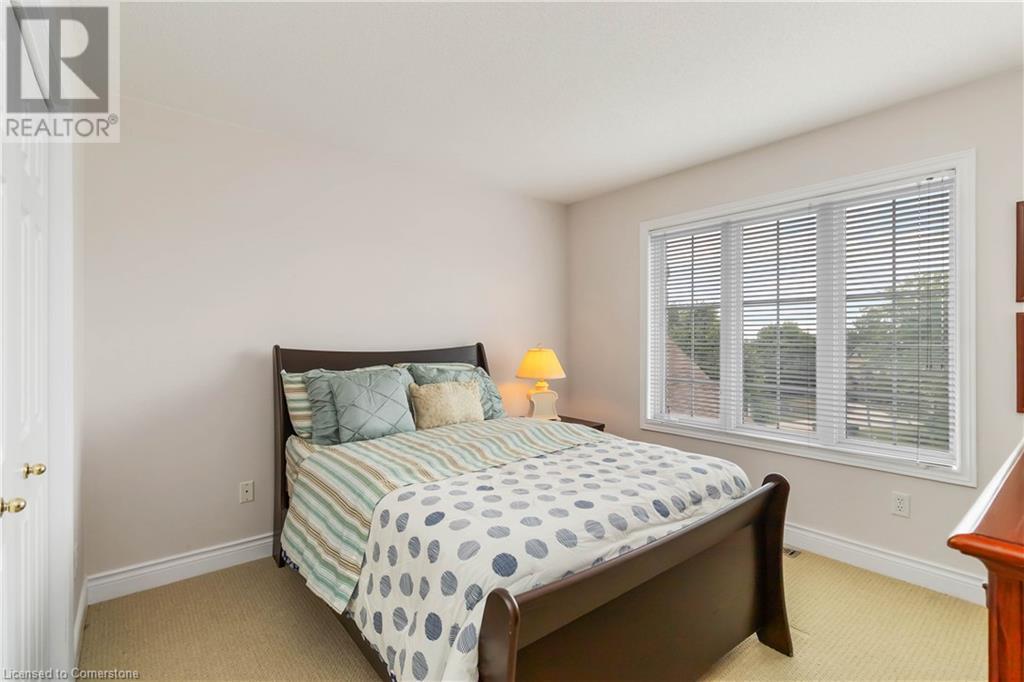 Photo 34 of 1401 Tamworth Court, Burlington ON