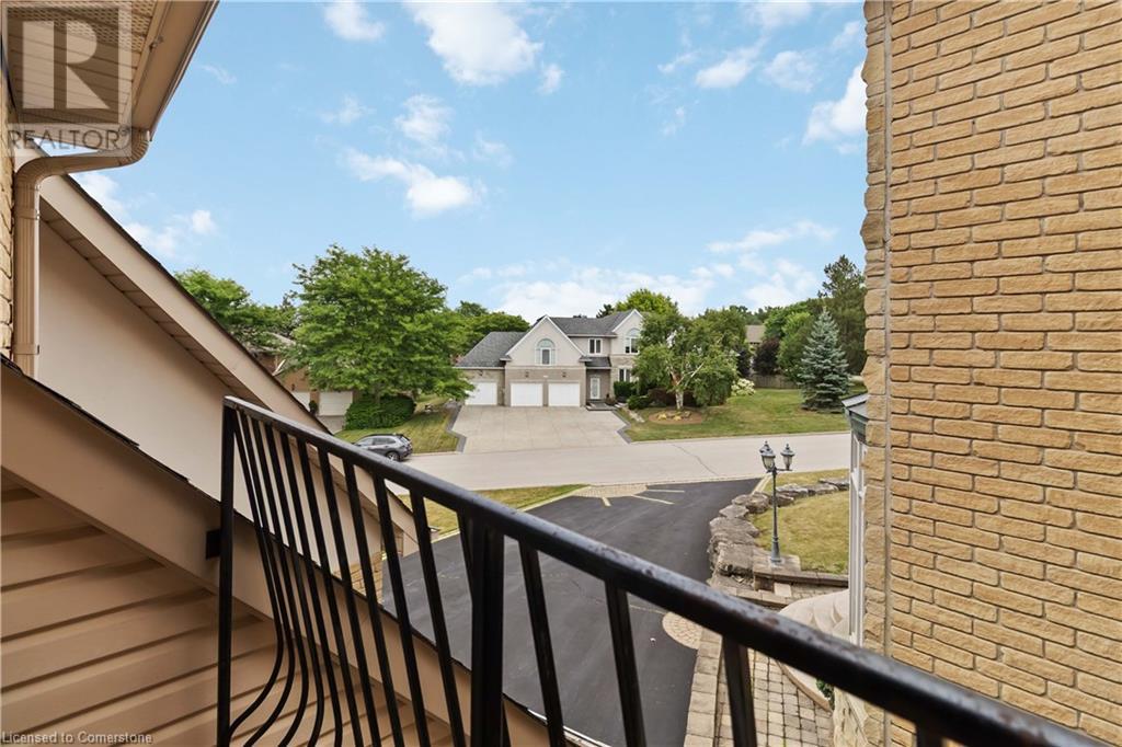 Photo 46 of 1401 Tamworth Court, Burlington ON