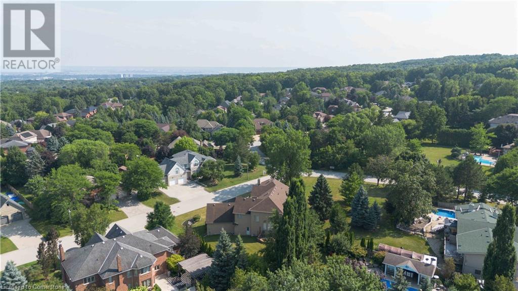 Photo 50 of 1401 Tamworth Court, Burlington ON