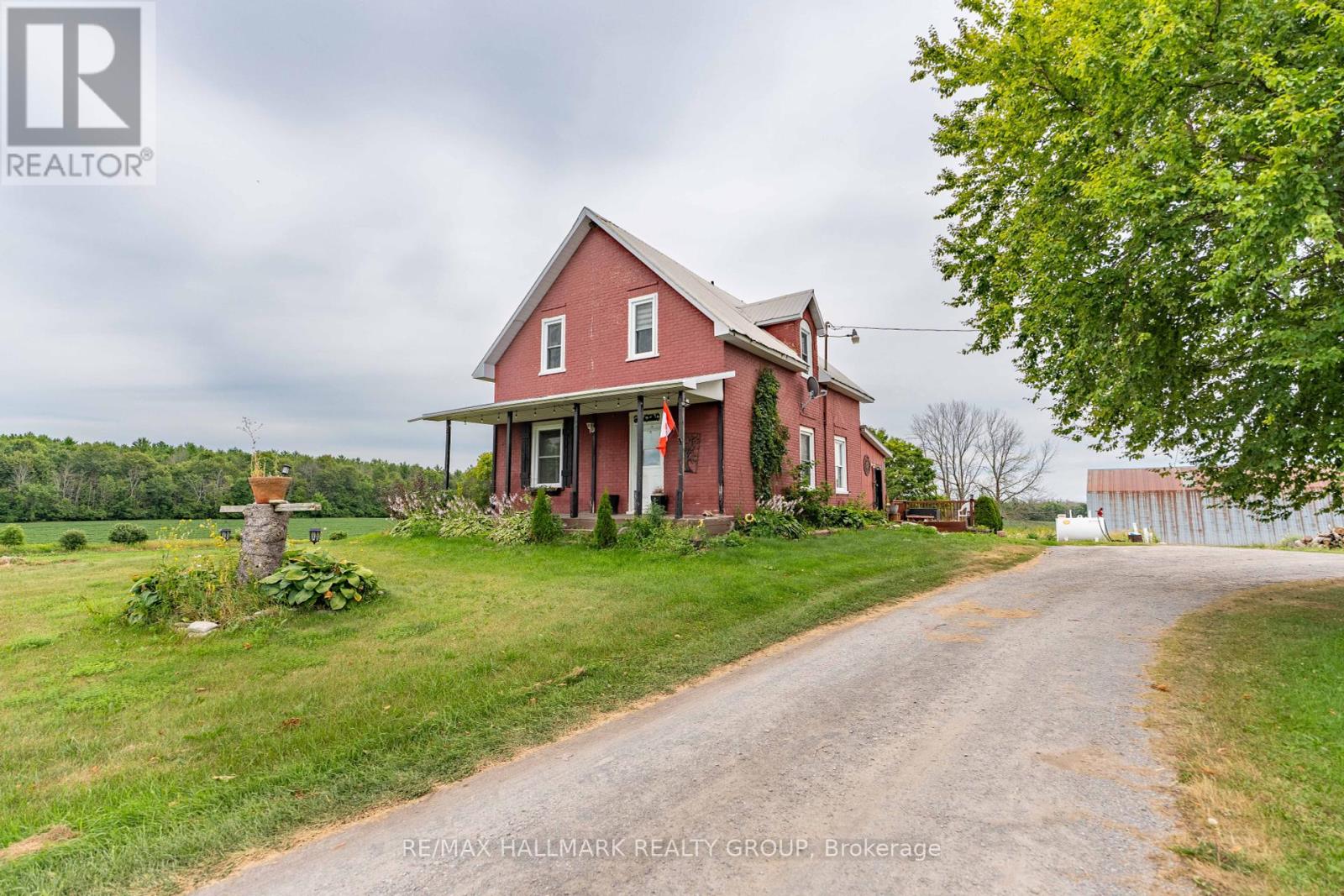 Photo 2 of 21580 Seven Hills Road, North Glengarry ON
