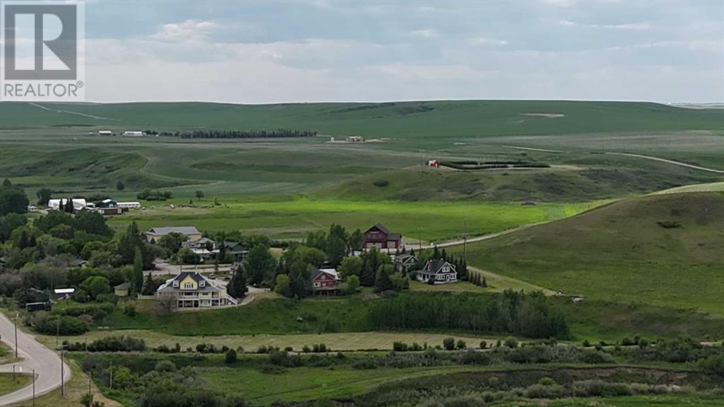 Photo 3 of 111 Severn Avenue, Rosebud AB