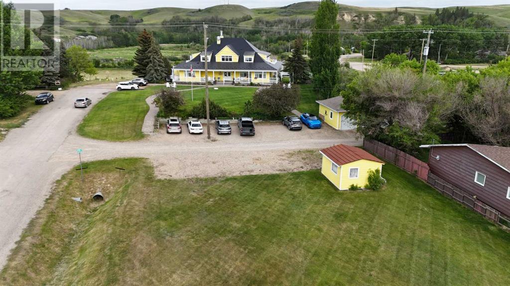Photo 1 of 111 Severn Avenue, Rosebud AB