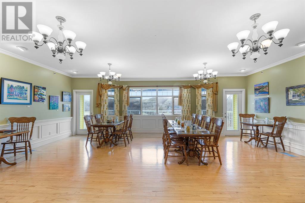 Photo 8 of 111 Severn Avenue, Rosebud AB
