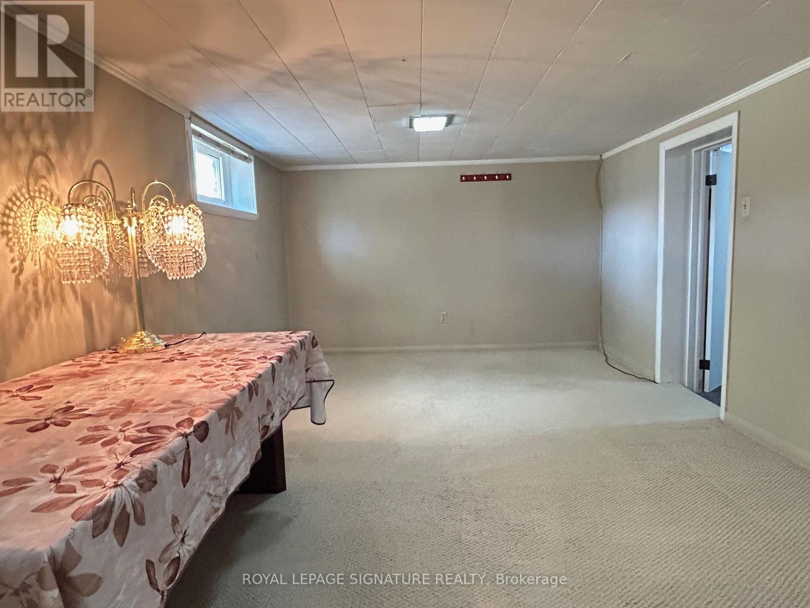 Photo 4 of Bsmt 42 Miramar Crescent, Toronto ON