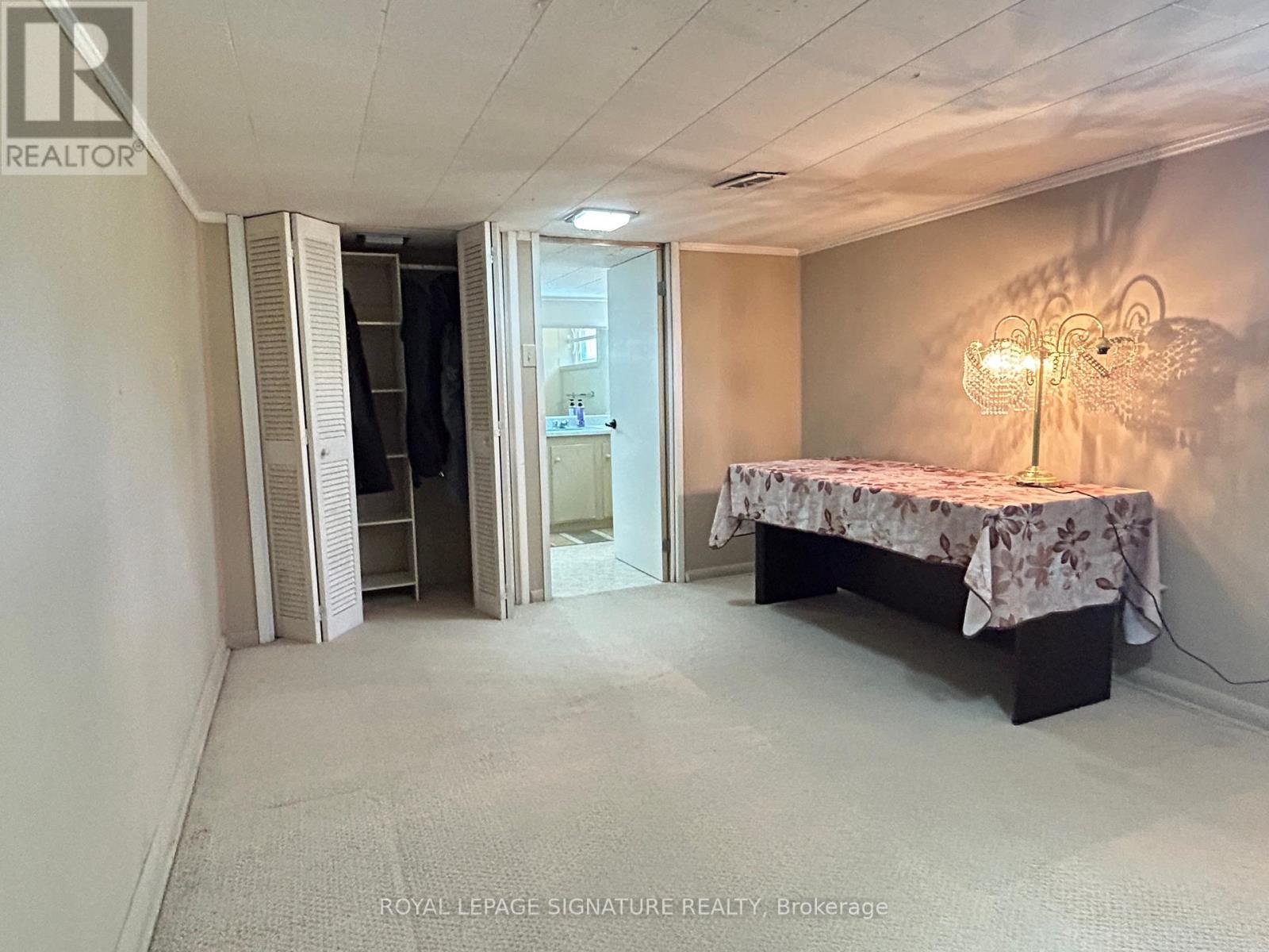 Photo 12 of Bsmt 42 Miramar Crescent, Toronto ON