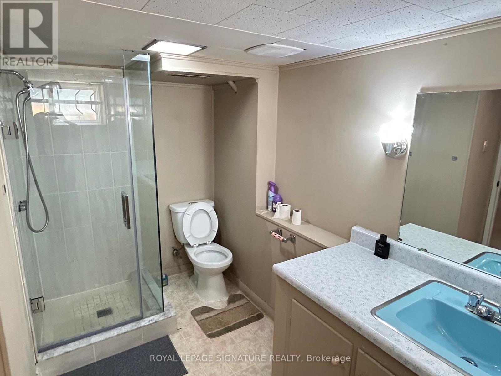 Photo 13 of Bsmt 42 Miramar Crescent, Toronto ON