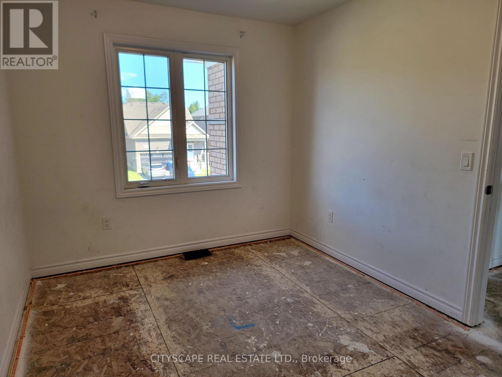 Photo 35 of 228 Ridley Crescent, Southgate ON