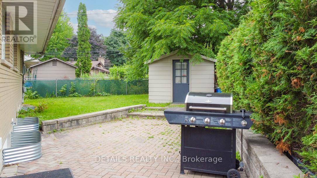 Photo 8 of 970 Shamir Avenue, Ottawa ON