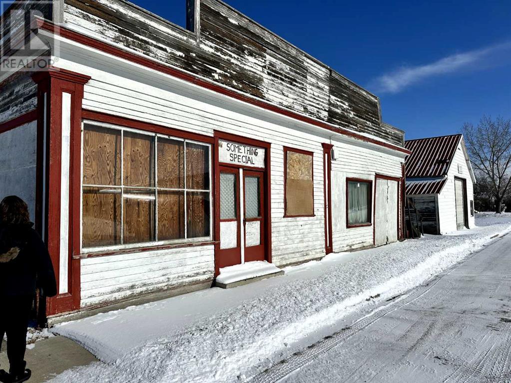 Photo 2 of 204 1 Avenue E, Hussar AB