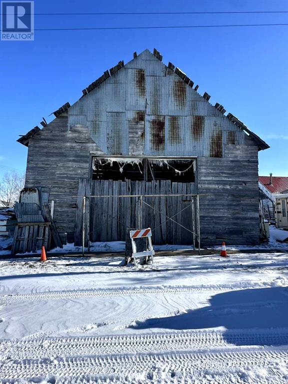 Photo 5 of 204 1 Avenue E, Hussar AB