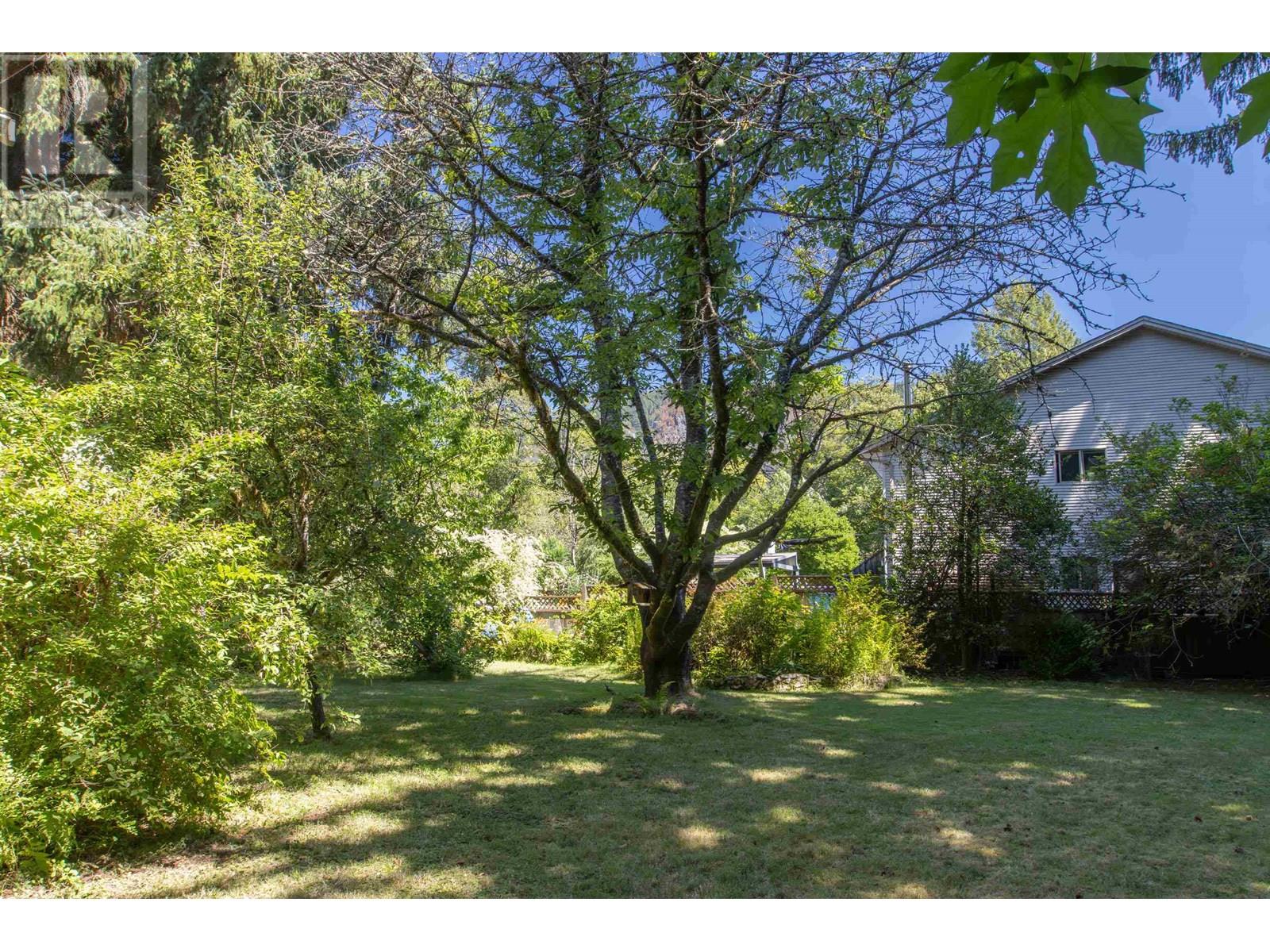 Photo 7 of 1397 Judd Road, Squamish BC