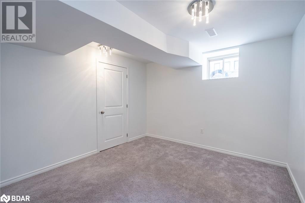 Photo 10 of 141 Holgate Street, Barrie ON