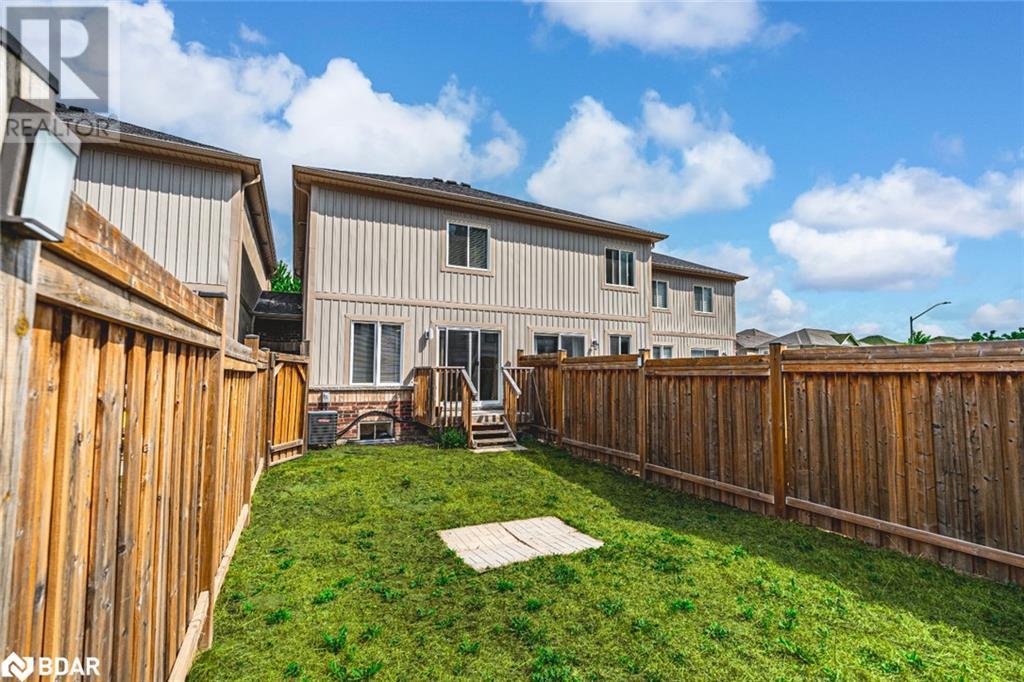 Photo 13 of 141 Holgate Street, Barrie ON